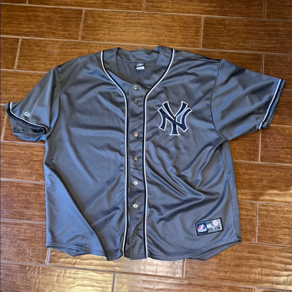Majestic Yankees Gray Baseball Jersey